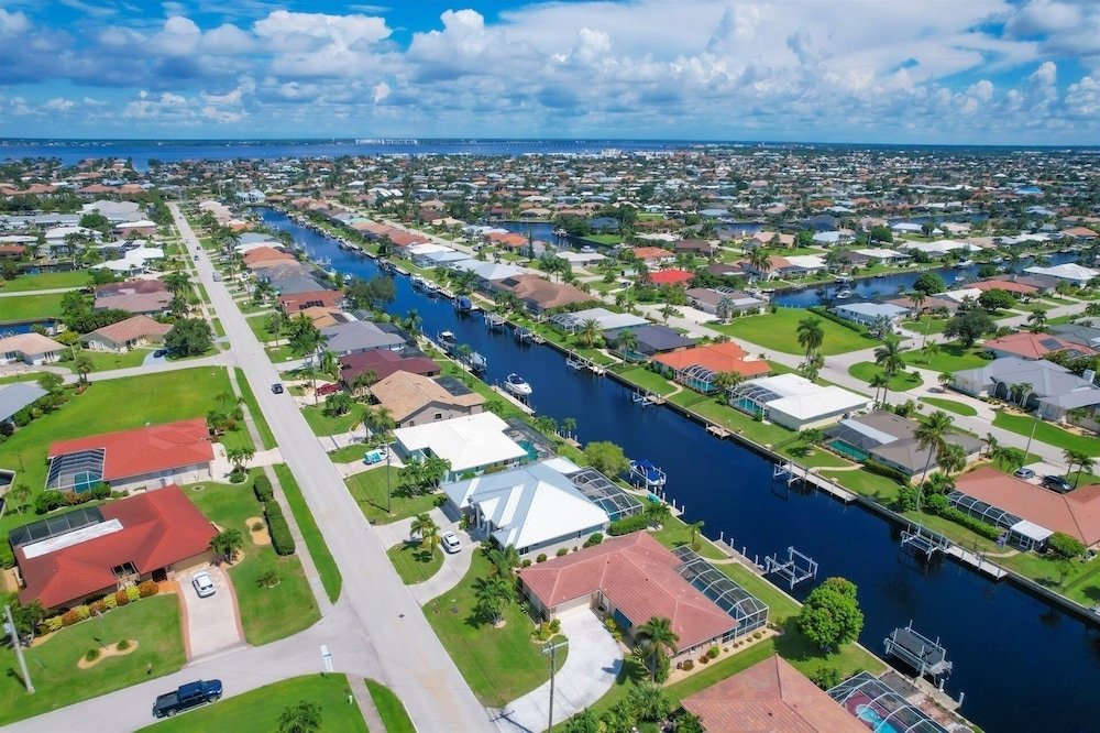 Punta Gorda Isles 3br Private Pool Home On Canal 3 Bedroom Home