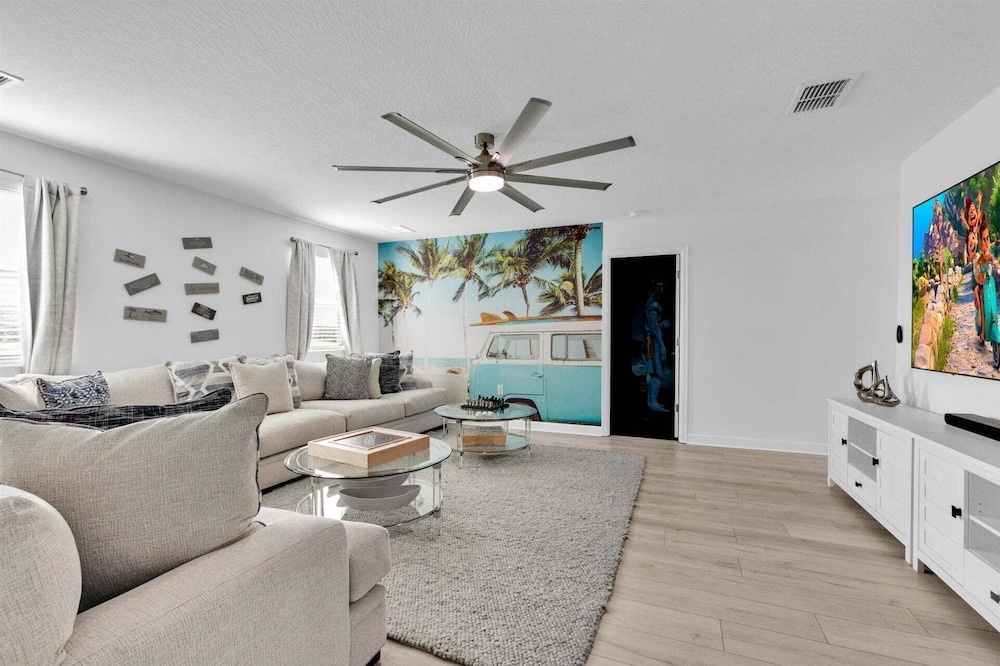 Championsgate Resort 6 Bedroom Private Pool Home 6 Home