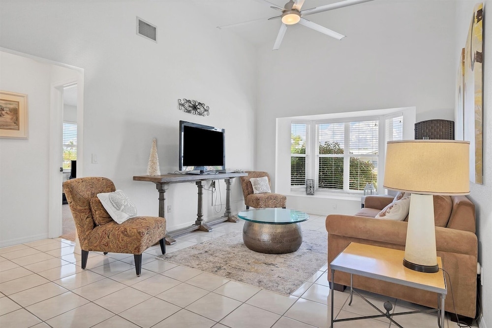 Punta Gorda Isles 3-Bedroom Private Pool Home on Canal with Dock 3 Home