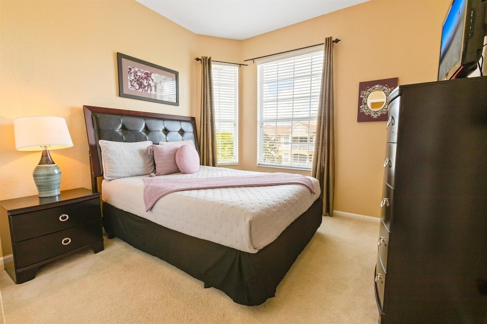 Windsor Hills Resort 3 Bedroom 4th Floor Condo with Resort Access 3 Condo