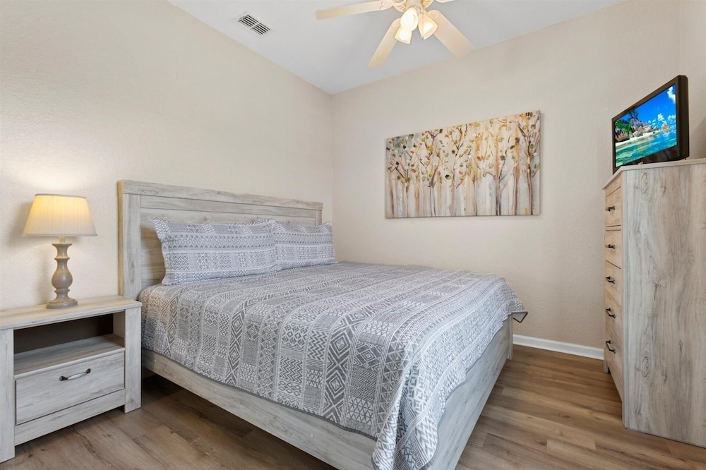 Windsor Hills Resort 3 Bedroom 4th Floor Condo with Resort Amenity Access 3 Condo