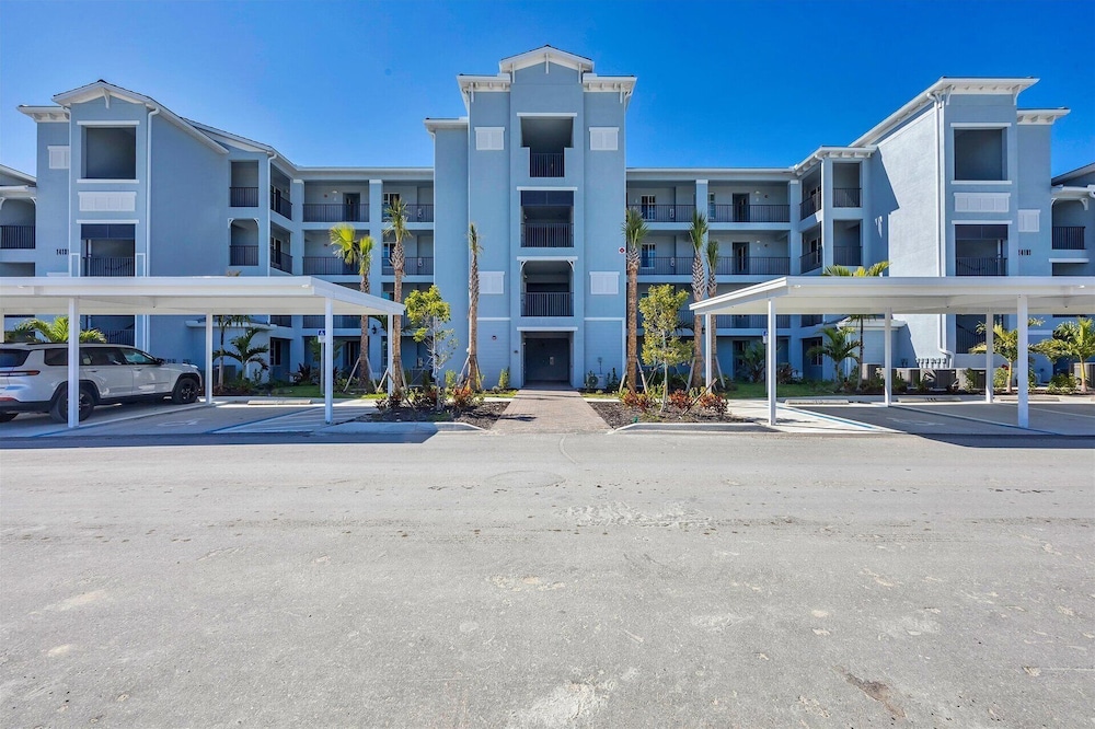 14191 Heritage Landing Blvd #1211