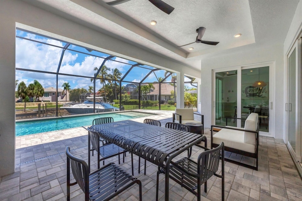 Punta Gorda 3-Bedroom Canalfront Vacation Home with Pool 3 Home
