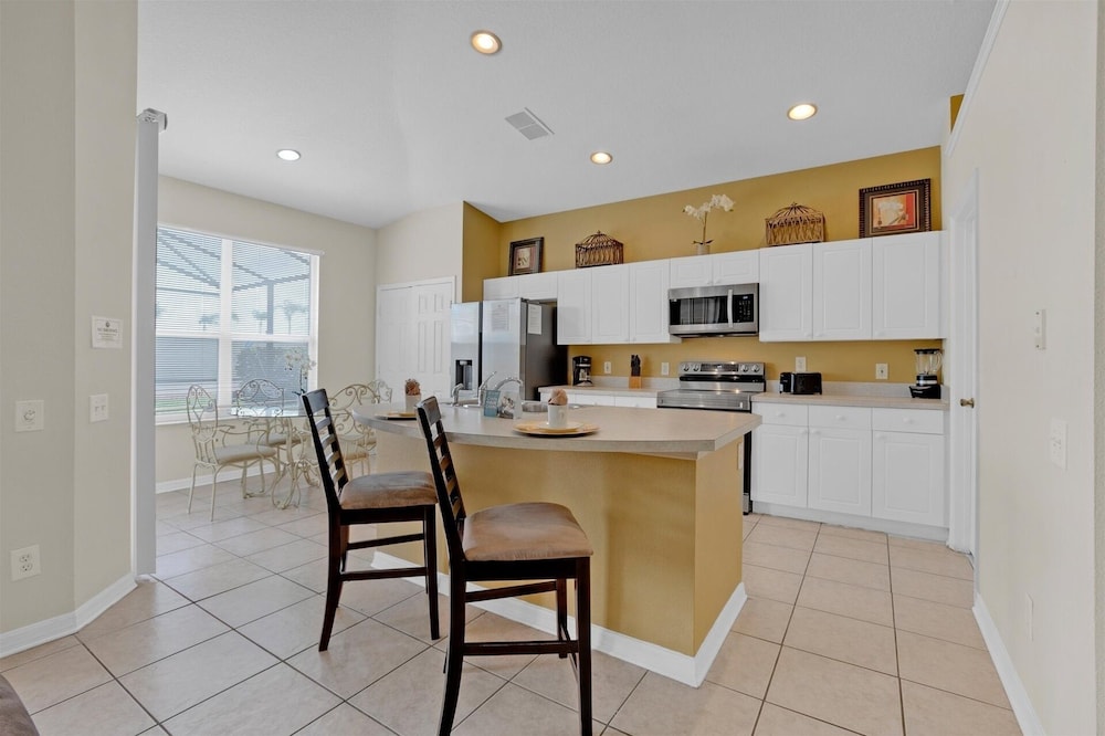 Windsor Palms Resort 4 Bedroom Pool+Spa Home 4 Home