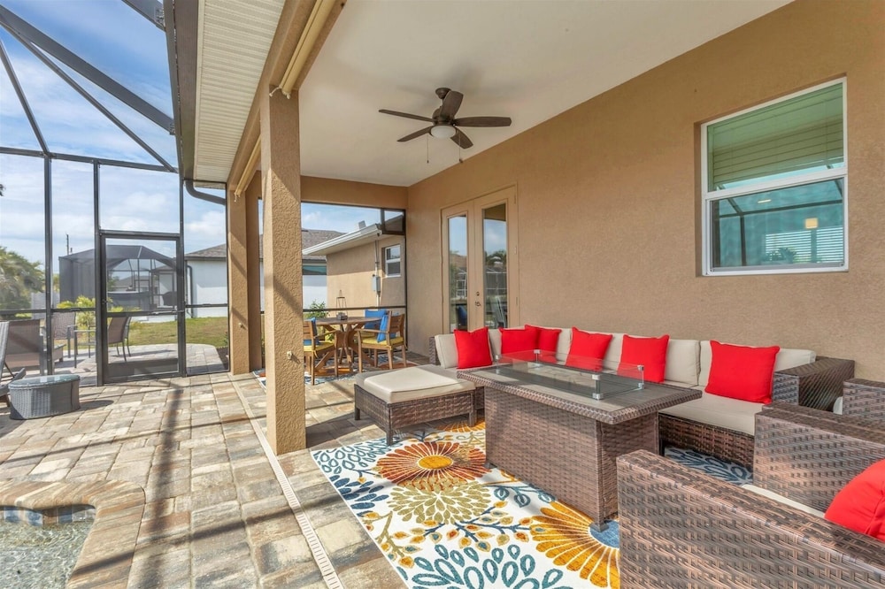 South Gulf Cove 3 Bedroom Canal Pool Home 3 Home