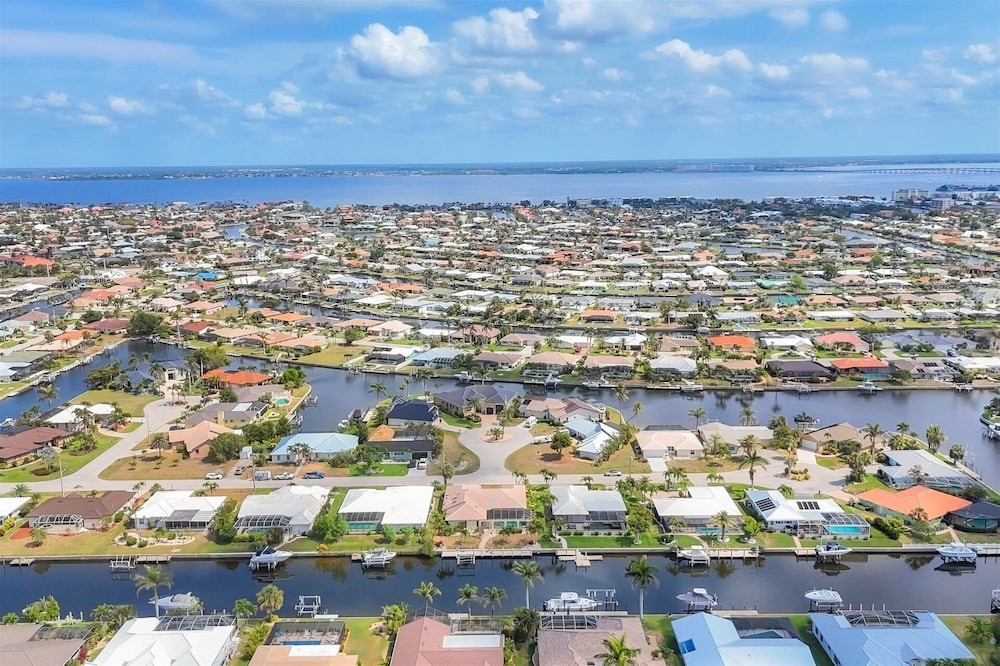 Punta Gorda Isles 3-Bedroom Canal-front Pool Home with Dock 3 Home