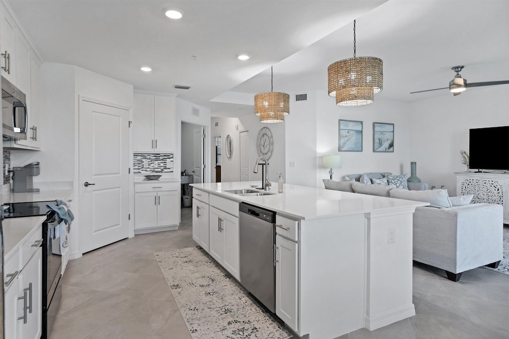 Heritage Landing Golf Club 27 night minimum 2 Bedroom Condo 2 Condo