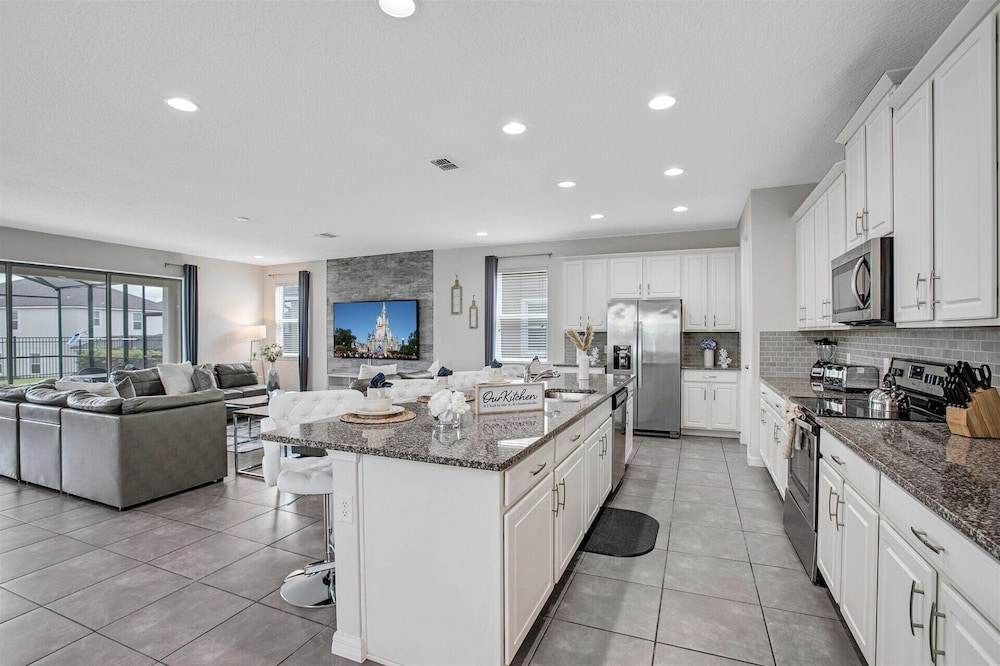 1749 Caribbean View Terrace