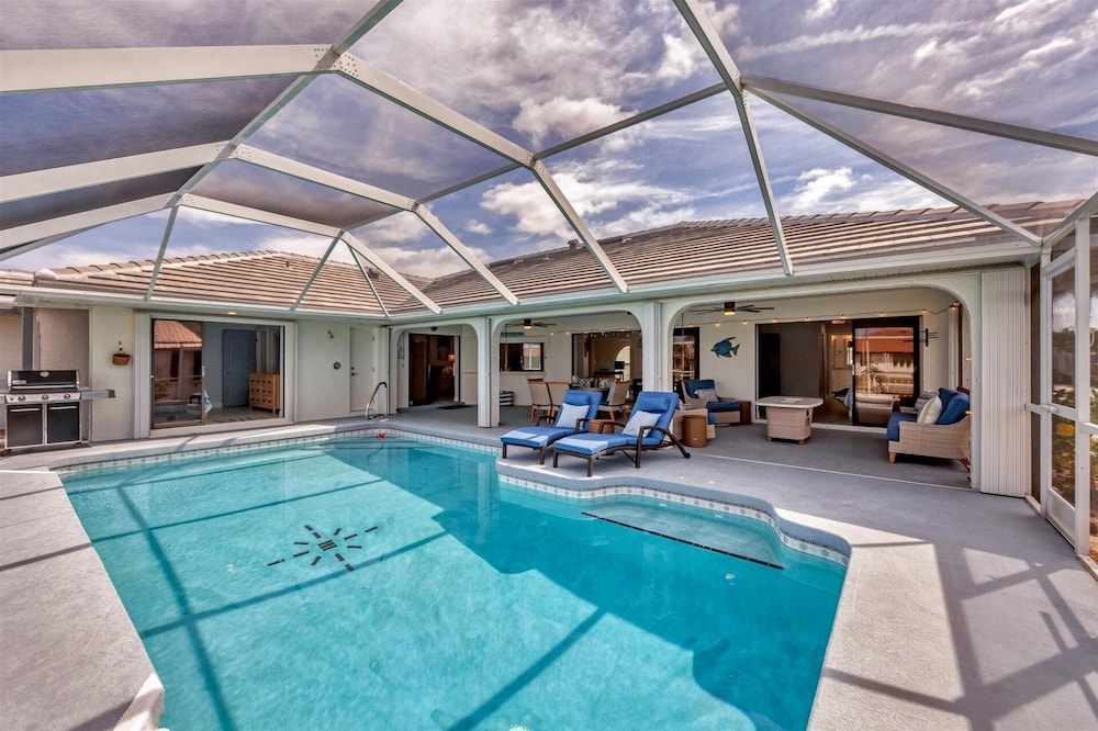 Punta Gorda 3-Bedroom Canalfront Vacation Home with Pool 3 Home