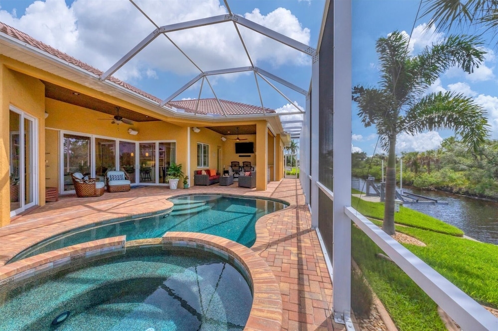 Punta Gorda Private Pool+spa Vacation Home 3 Bedroom Home