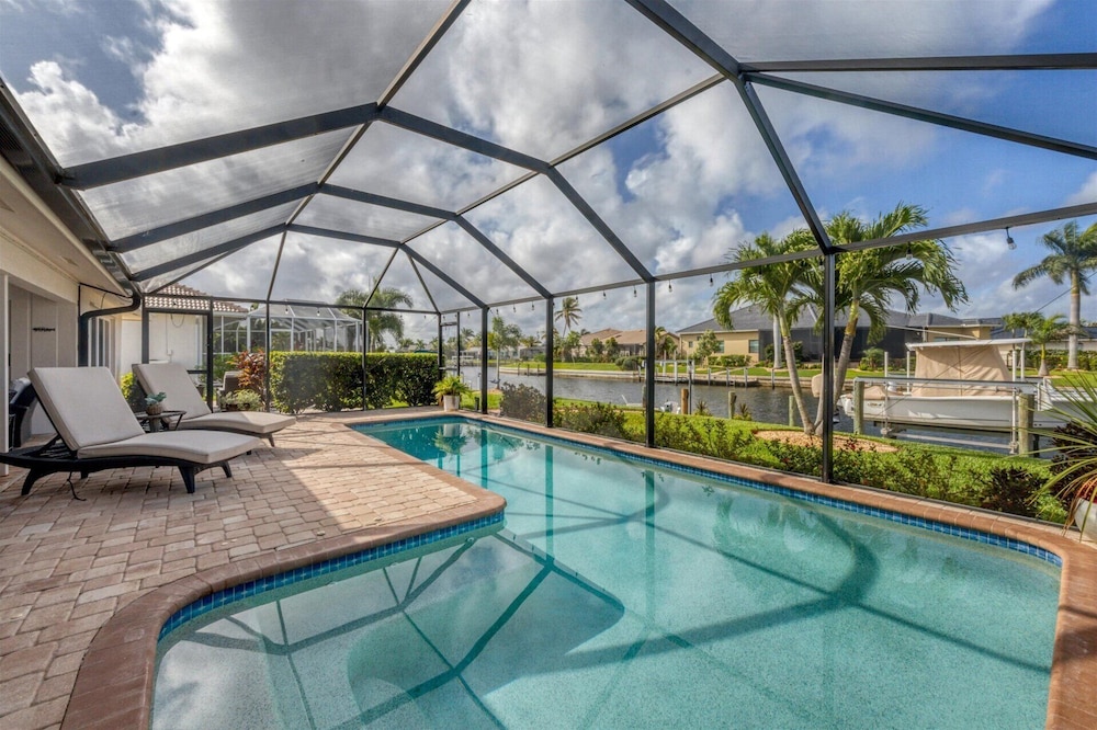 2219 El Cerito Court
