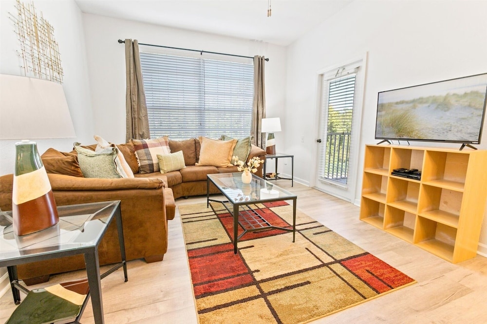 Windsor Palms Resort 2nd Floor 3-bedroom Condo 3 Condo