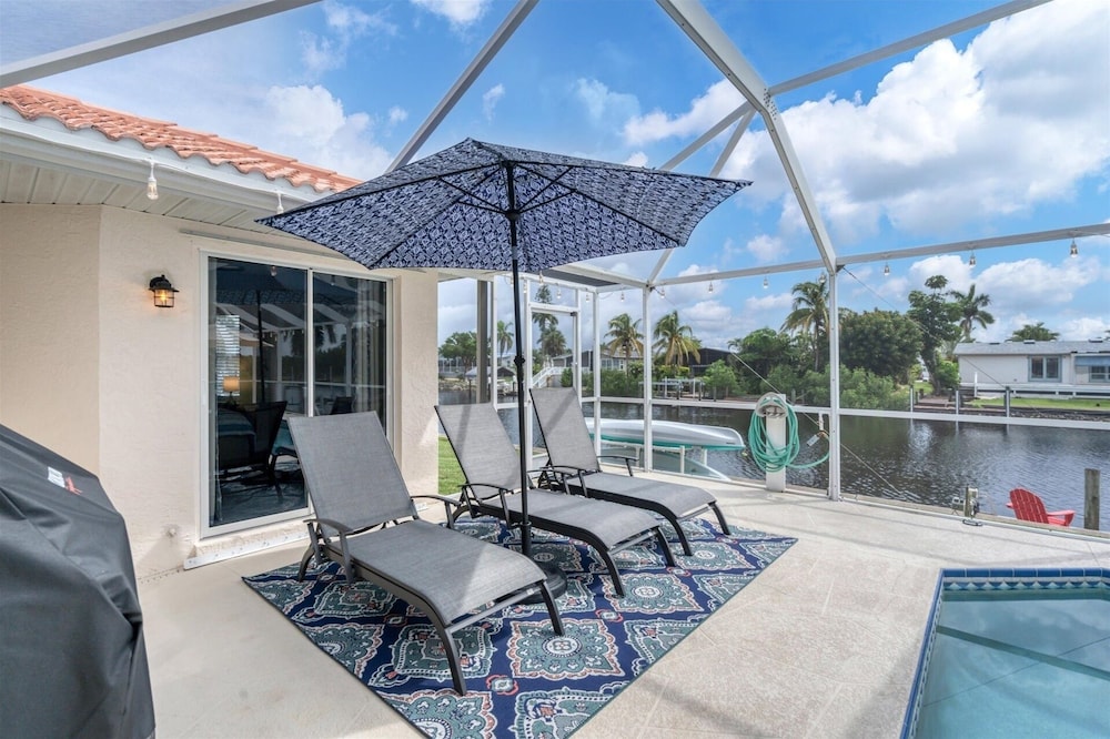 Punta Gorda 3-Bedroom Canalfront Pool Vacation Home with Dock 3 Home