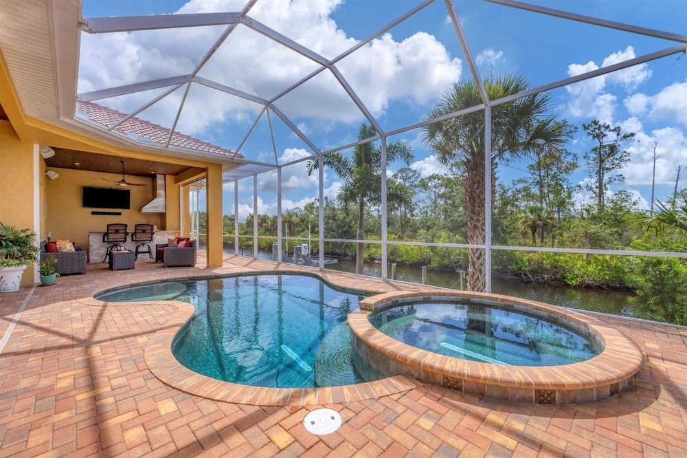Punta Gorda Private Pool+spa Vacation Home 3 Bedroom Home