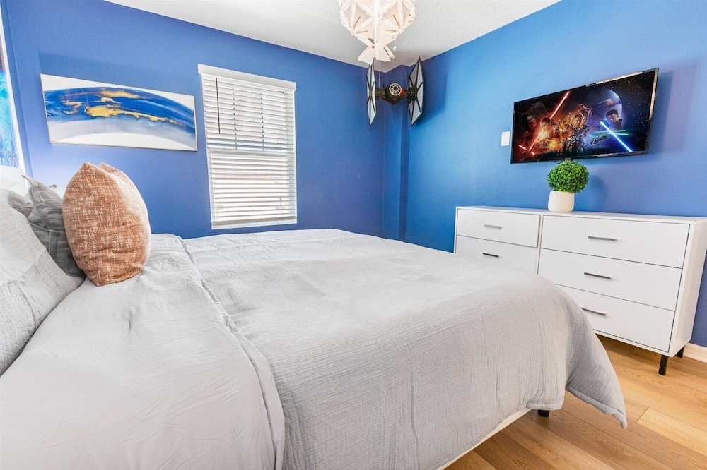 Solara Resort 7 Bedroom Home with Pool+Spa 7 Home