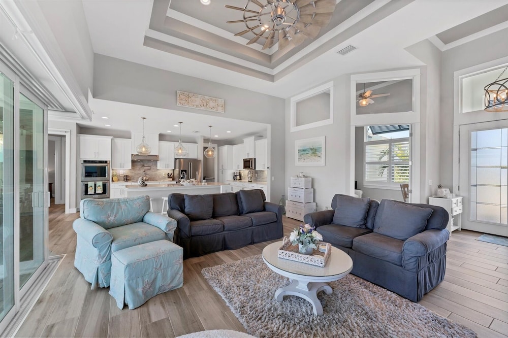 South Gulf Cove 3 Bedroom Pool + Spa on Canal Private Home 3 Home