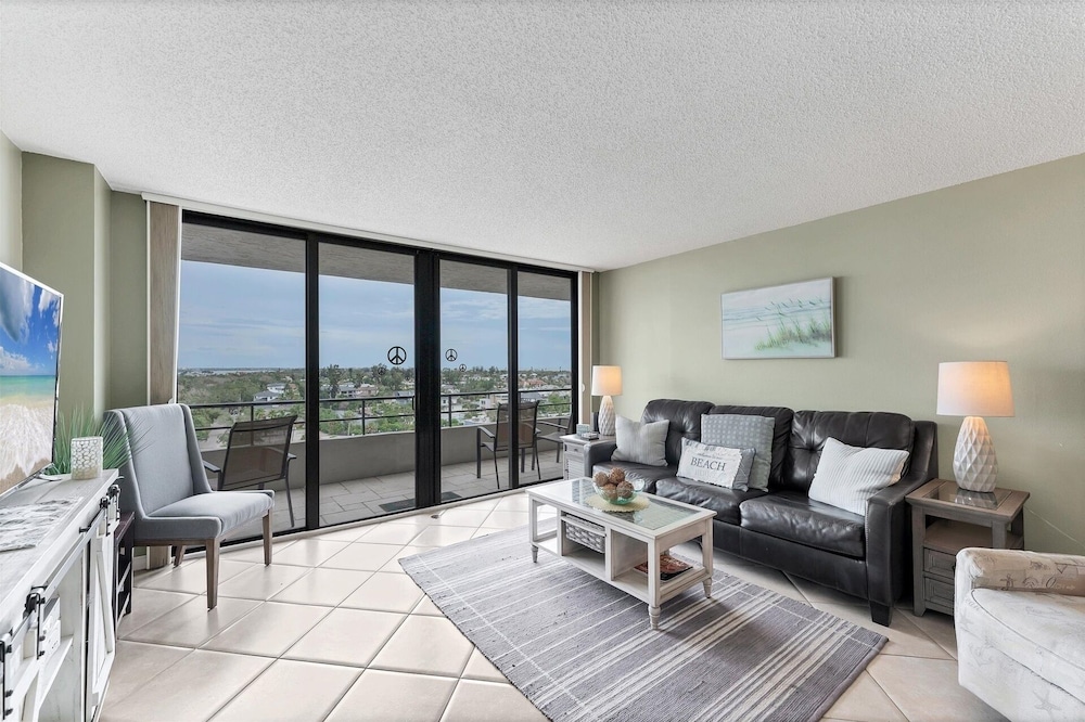Anchorage Resort Top Floor 2 Bedroom Condo with Gulf Views 2 Condo