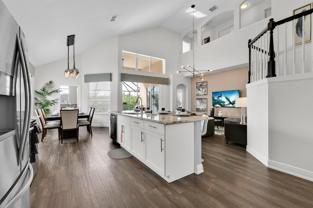 Windsor Palms Resort 6 Bedroom with Pool+Spa 6 Home