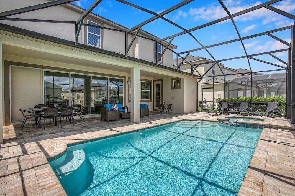 1749 Caribbean View Terrace