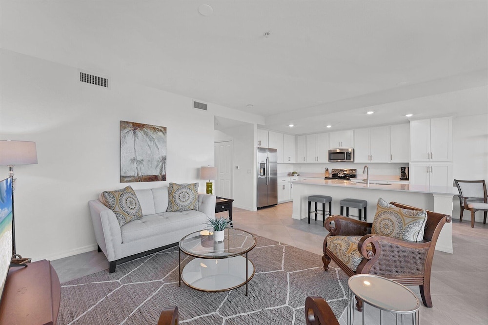 14191 Heritage Landing Blvd #1236