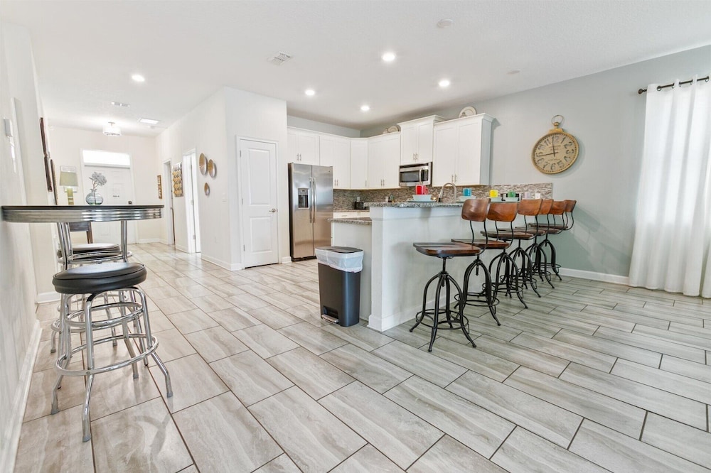 Championsgate Resort 9 Bedroom Private Pool+Spa Home 9 Home