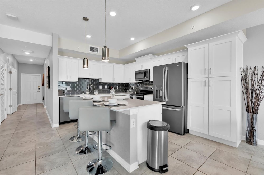 Storey Lake Resort 2 Bedroom Condo with Private Balcony 2 Condo