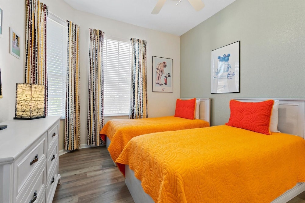 Windsor Hills Resort 3 Bedroom 4th Floor Condo with Resort Amenity Access 3 Condo