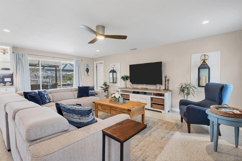 Punta Gorda Isles Pool Spa Canal Home With Dock Space 3 Bedroom Home