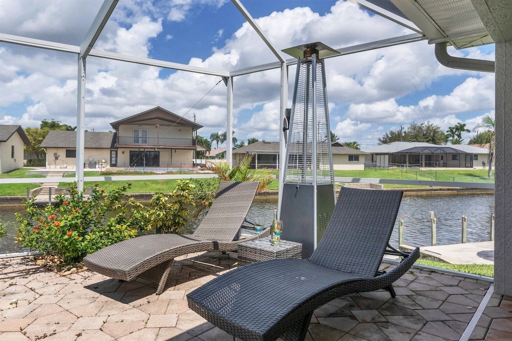 Cape Coral 3-Bedroom Canalfront Pool Vacation Home with Dock 3 Home