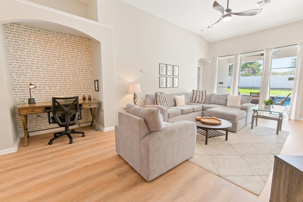 Windsor Palms Resort 4 Bedroom Private Pool Home 4 Home