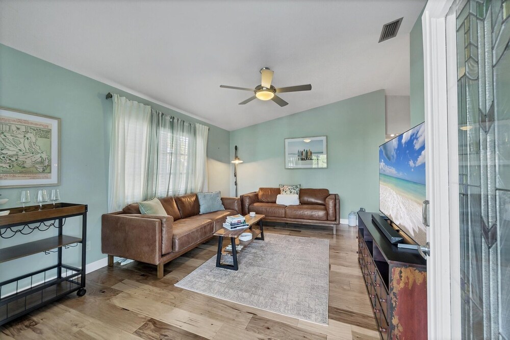 Punta Gorda Isles 2 Bedroom Private Home 2 Home