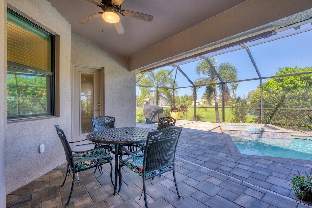 Deep Creek 3 Bedroom Private Pool and Spa Home 3 Home