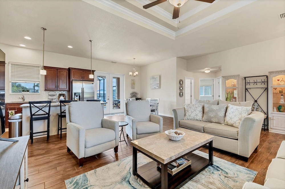 South Gulf Cove 3 Bedroom Canal Pool Home 3 Home