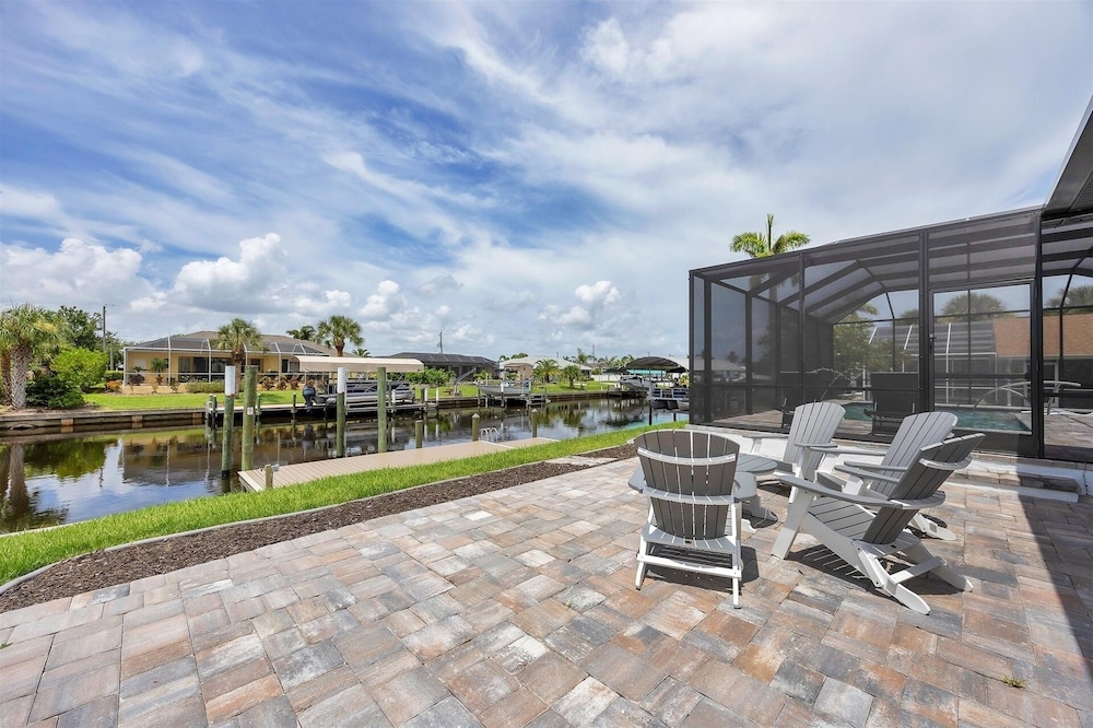 Port Charlotte Private Pool And Dock Vacation Home - Canal Access To Charlotte Harbor! 3 Bedroom Home