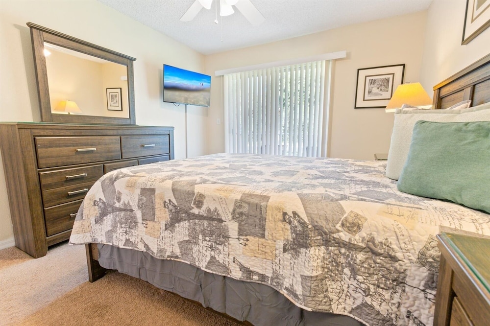 Emerald Island Resort 4 Bedroom Townhome Close to Disney! 4 Townhouse