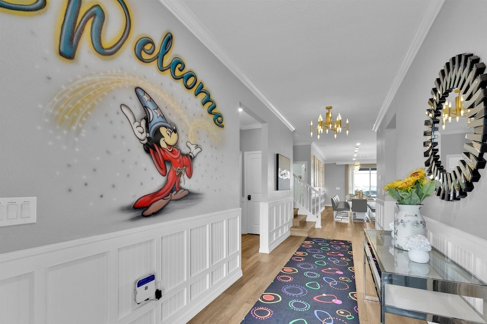 New 10 Br/19 Beds Pool+spa Disney Fireworks View 10 Bedroom Home