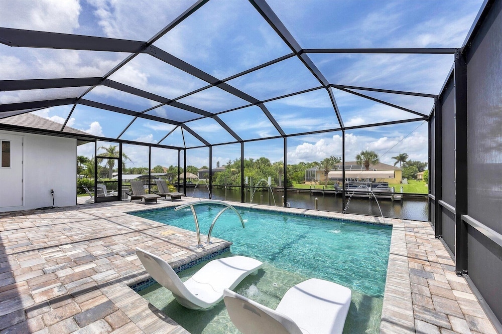 Port Charlotte Private Pool And Dock Vacation Home - Canal Access To Charlotte Harbor! 3 Bedroom Home