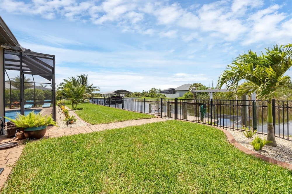 South Gulf Cove 3 Bedroom Canal Pool Home 3 Home