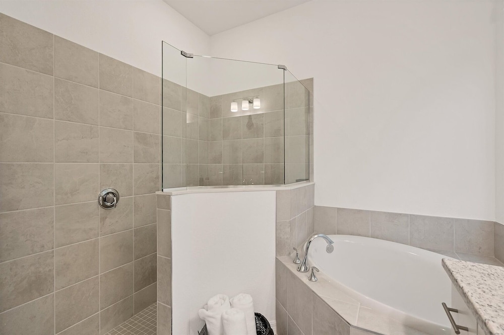 Heritage Landing Golf Club - Private 3 Bedroom Home - Amenities Included! 3 Home