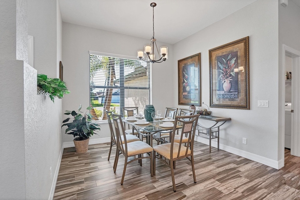 Deep Creek 3 Bedroom Private Pool and Spa Home 3 Home
