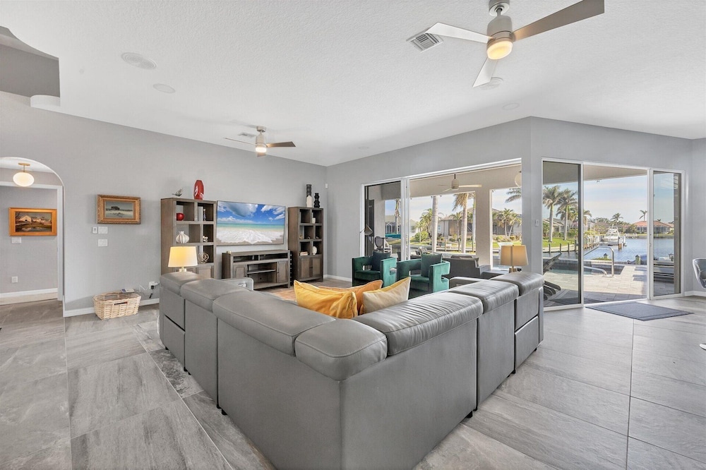 3520 Caya Largo Court