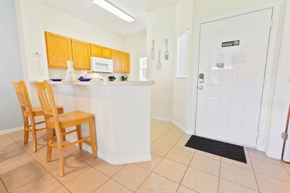 Emerald Island Resort 3 Bedroom Townhome Close to Disney! 3 Townhouse