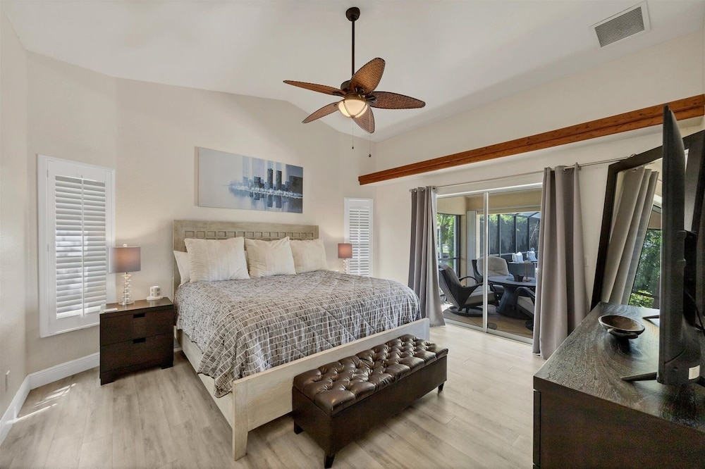 Punta Gorda 3-Bedroom Canalfront Vacation Home with Dock 3 Home