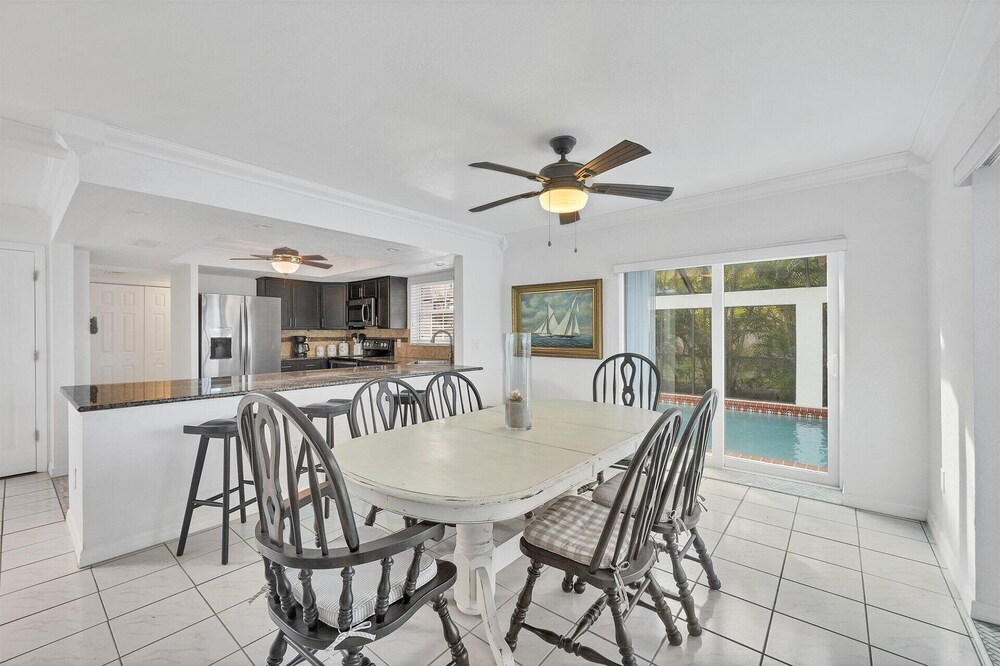 175 Colony Point Drive