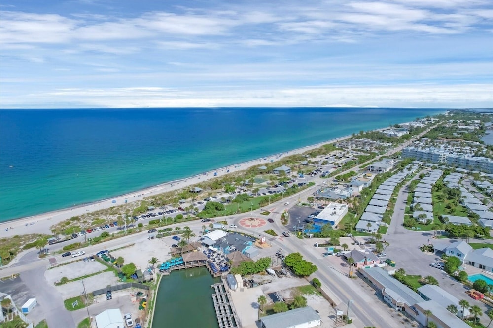 Englewood 3 Bedroom Private Pool+Spa Canal on Lemon Bay Home 3 Home