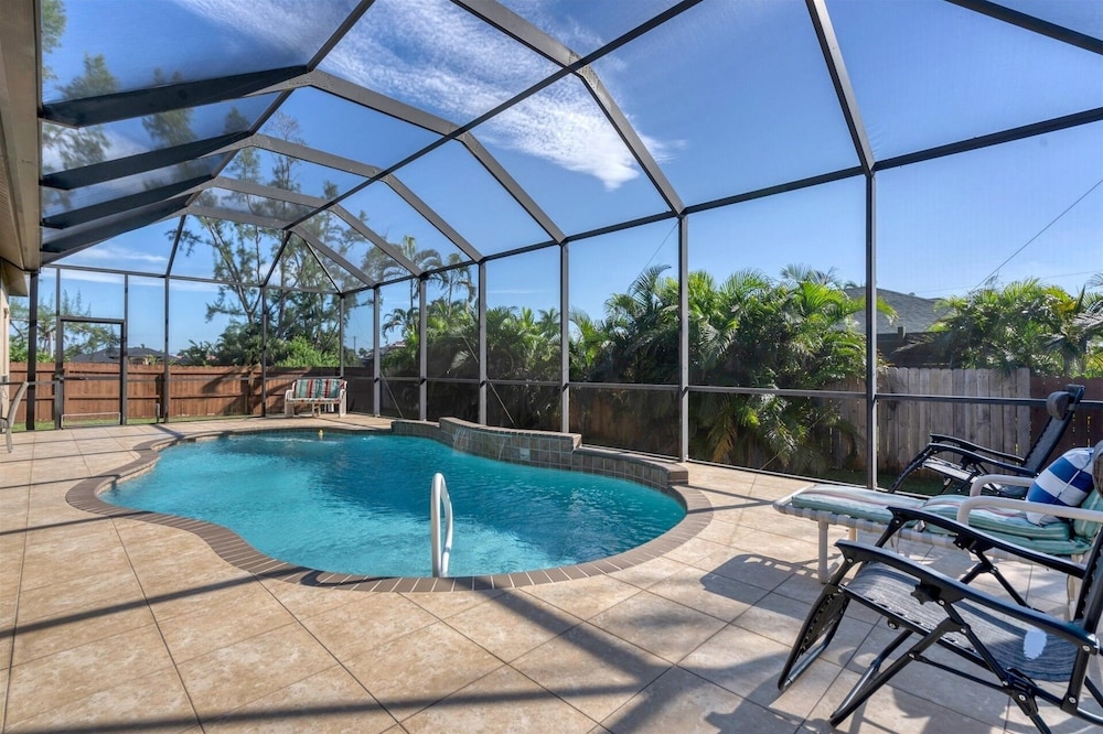 Cape Coral 4 Bedroom Private Pool Home 4 Home