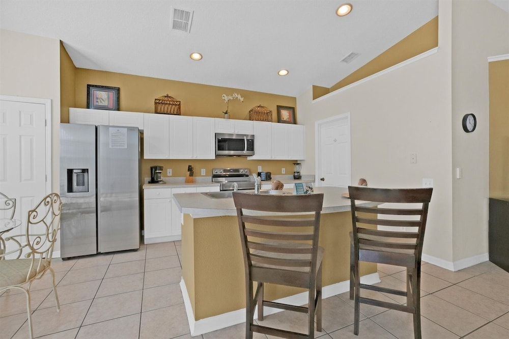 Windsor Palms Resort 4 Bedroom Pool+Spa Home 4 Home