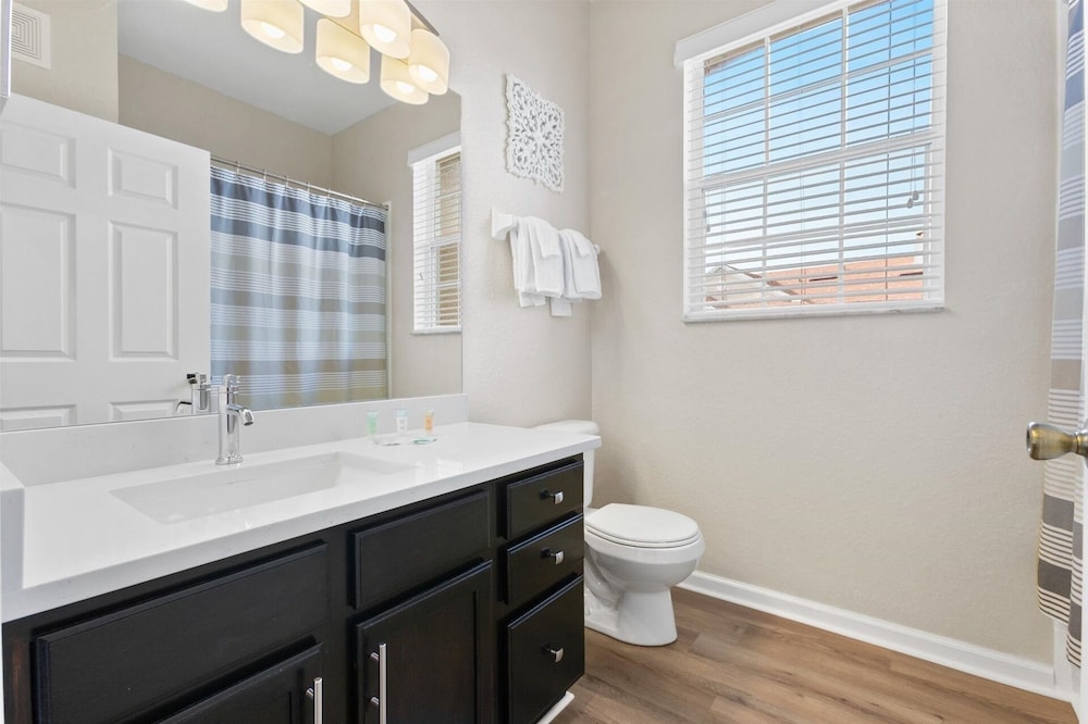 Windsor Hills Resort 3 Bedroom 4th Floor Condo with Resort Amenity Access 3 Condo