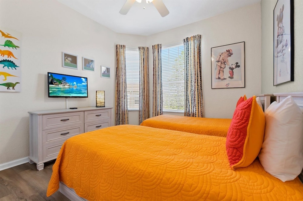 Windsor Hills Resort 3 Bedroom 4th Floor Condo with Resort Amenity Access 3 Condo
