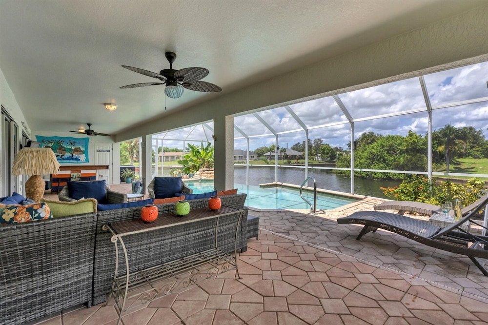 Cape Coral 3-Bedroom Canalfront Pool Vacation Home with Dock 3 Home